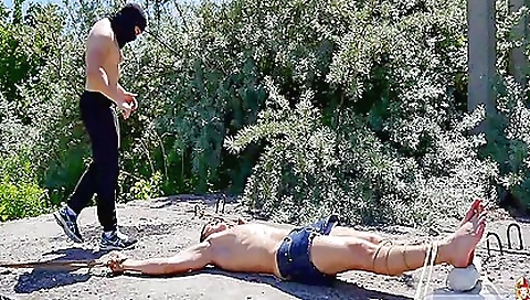 Hot stretchyereigpters love to fuck fest